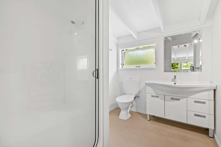 84a Glenvar Road Torbay_14