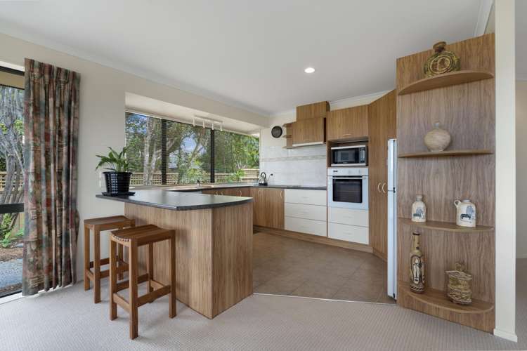 115 Grovenor Drive Orewa_11