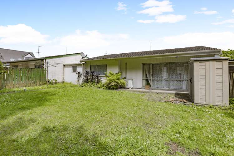 2/6 Thorn Place Papatoetoe_6