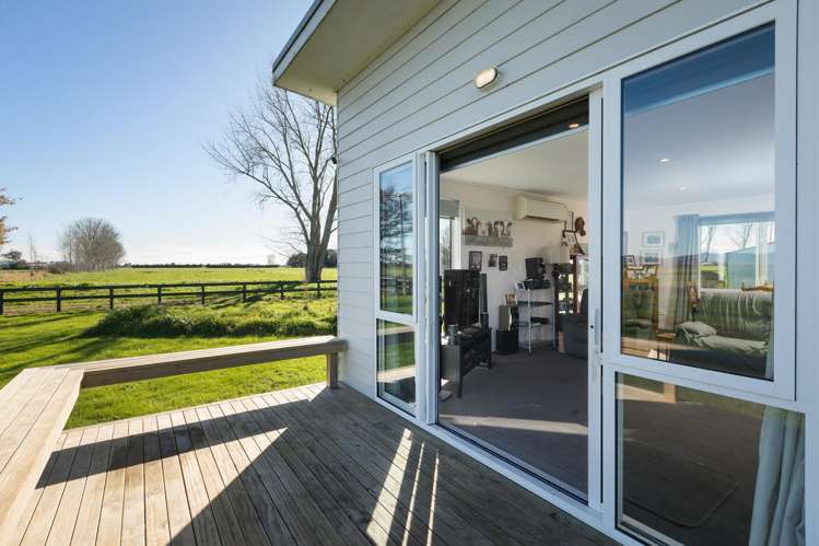 649 Wani Road Netherton_12