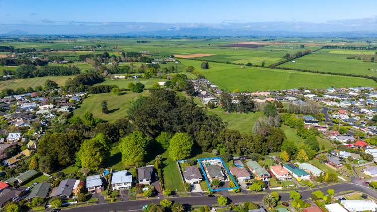 45 Resthill Crescent Glenview_25