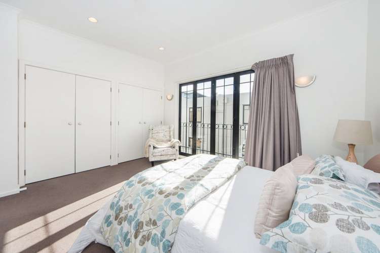 6e/8 Farnham Street Parnell_7