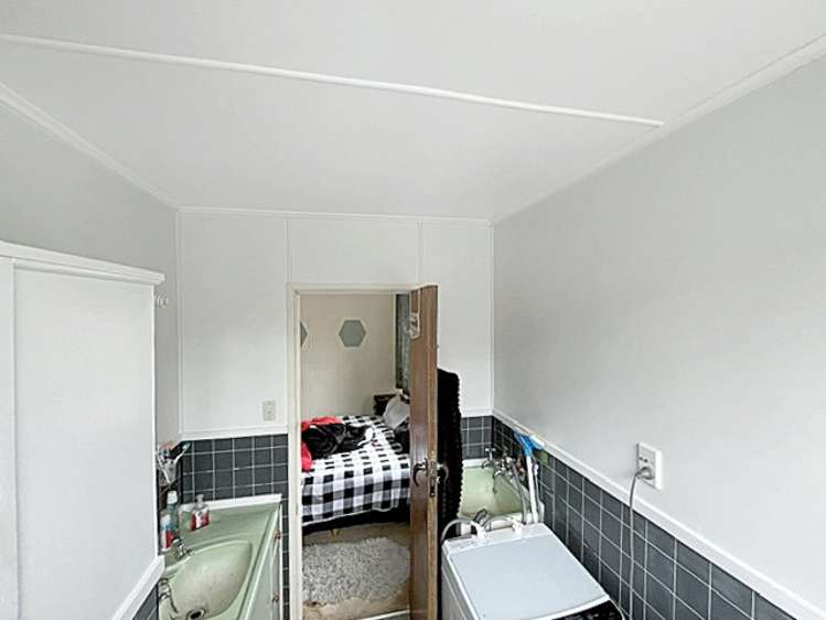 6/634 Main Street 10930_5