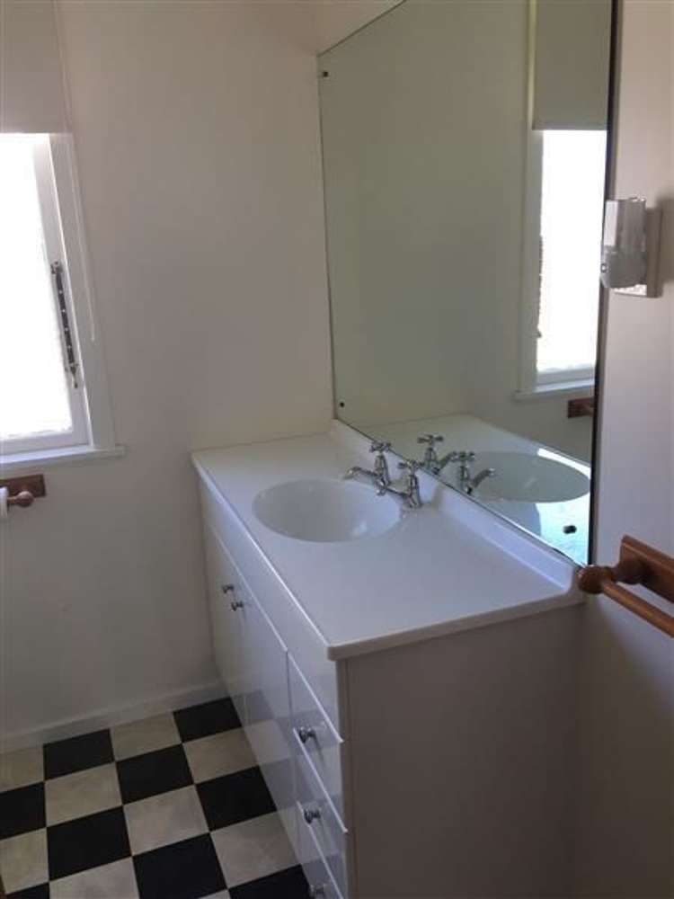 59 Broadway Picton_3