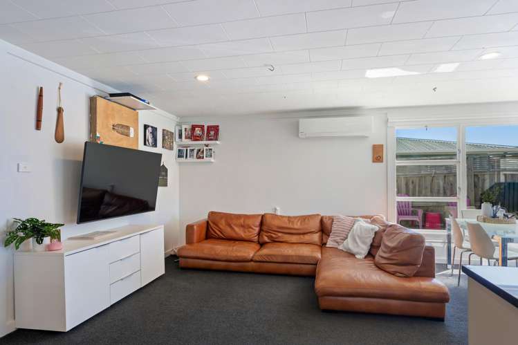 4 Robert McKeen Street Otaki Beach_8