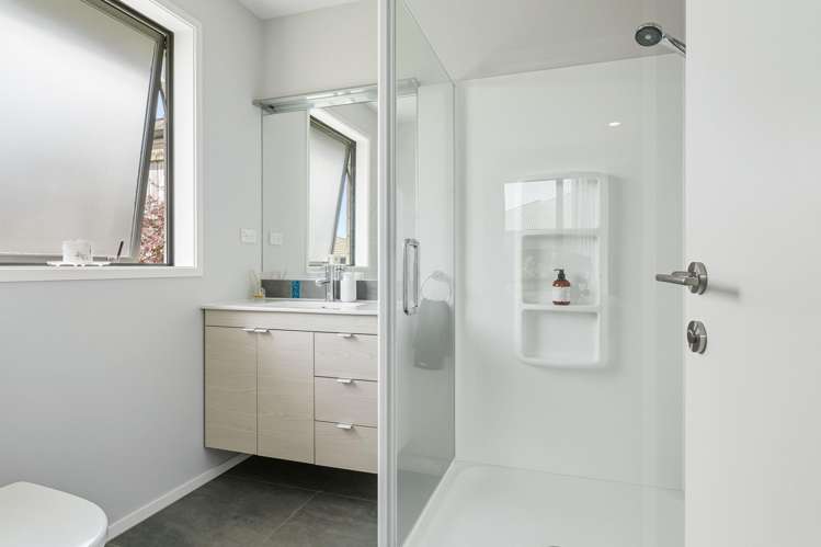 36 Benmore Crescent Pyes Pa_11