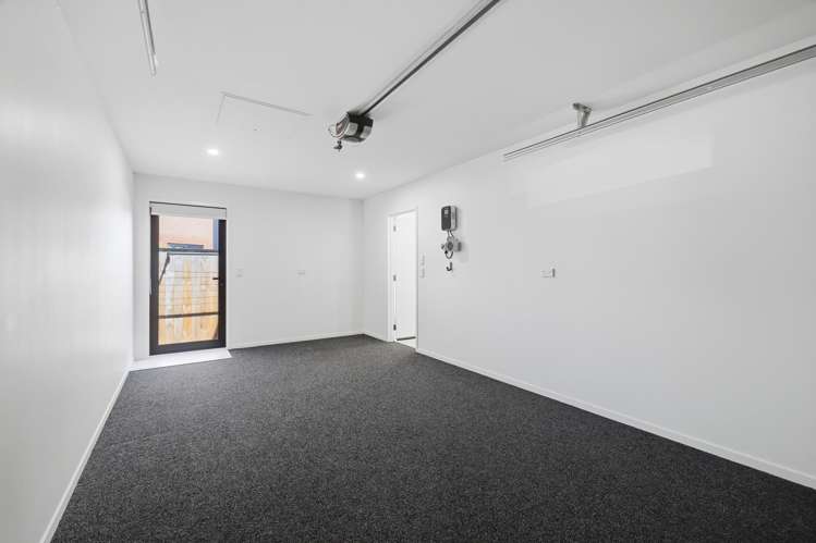 2/6 Matata Place Dallington_12