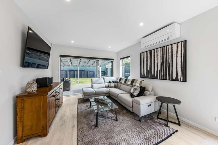 7 John Fair Drive Wainui_8