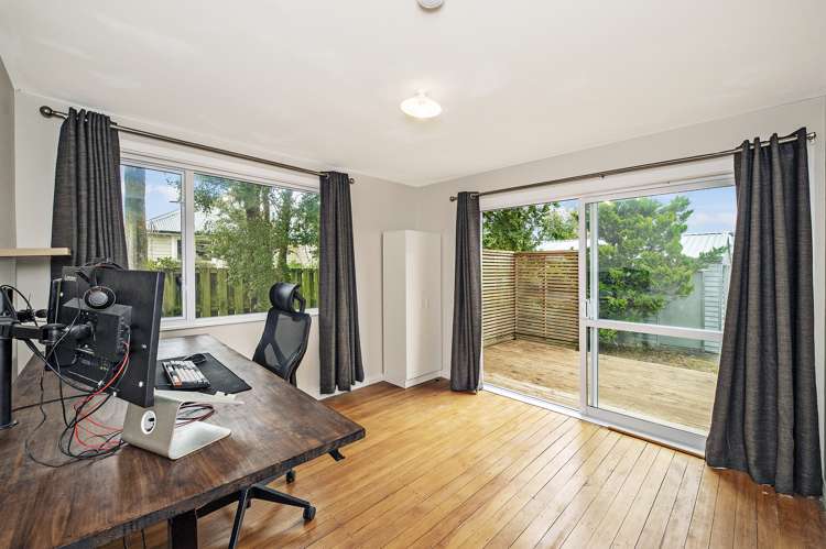 5702 West Coast Road Springfield_16