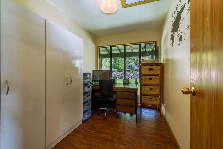 16 Buskin Road Highcliff_13