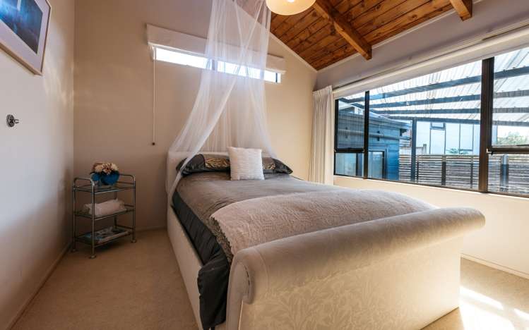 52 Kennedy Point Road Surfdale_17