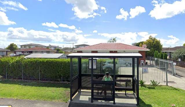 East Tamaki Rd unit, Central Safe and Secure
