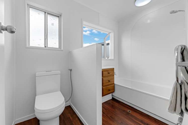 1/33 Rotoiti Avenue Pakuranga Heights_9