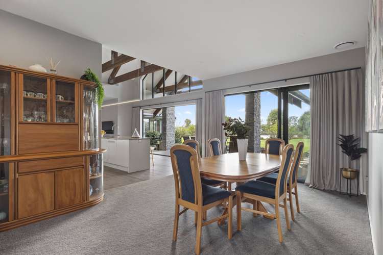 98 Bushlake Way Kingseat_13