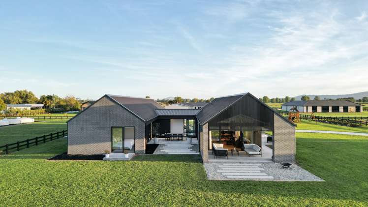 75 Orchardist Way Ngahinapouri_21