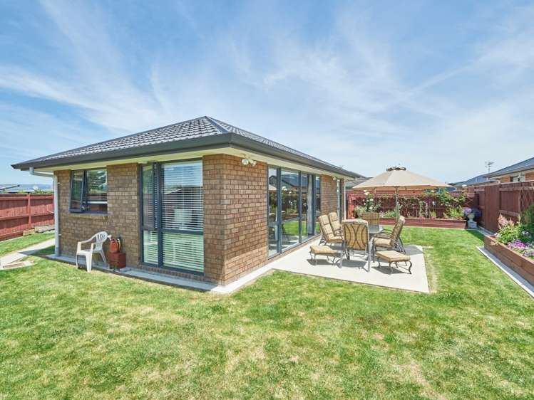 4 Levi Place Kelvin Grove_18