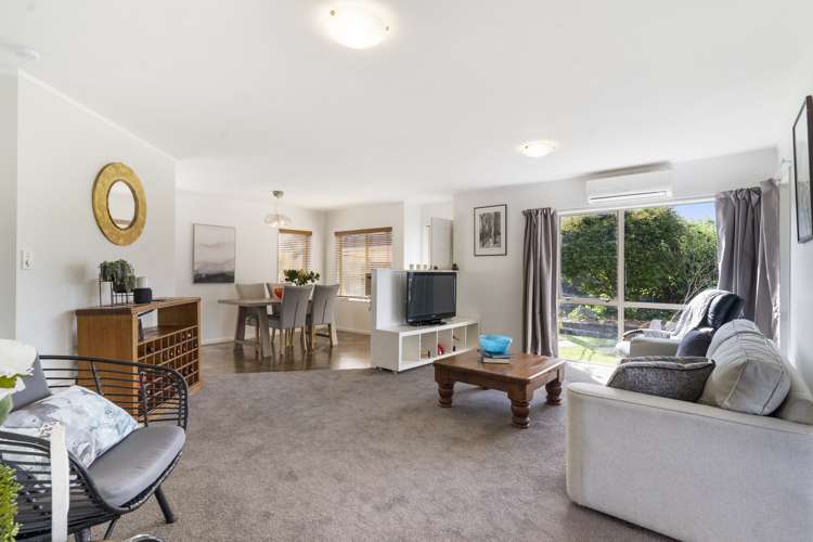 10 Lutana Place Pakuranga Heights_9