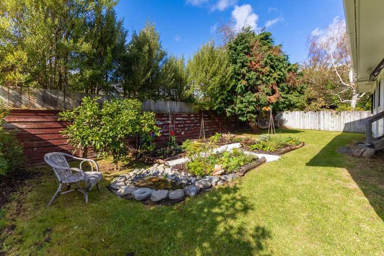 13 Forest Road Raumati South_21