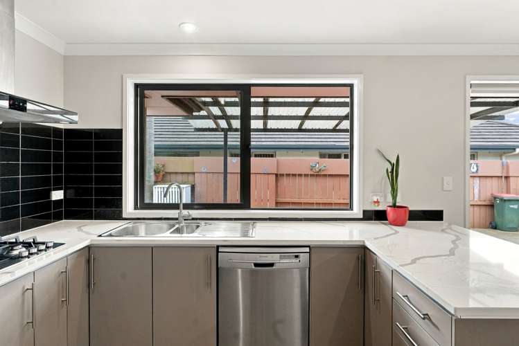 210 Harbourside Drive_2