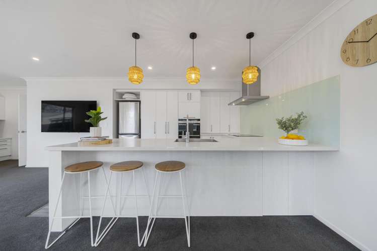 64 Willryan Avenue New Brighton_5