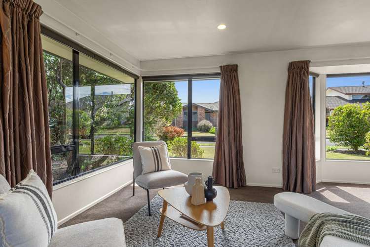 5 Bremner Crescent Stoke_8