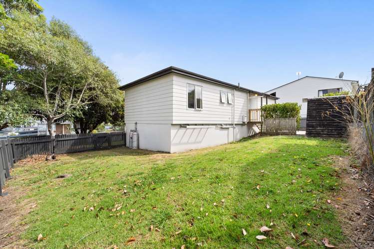 21 Albert Hall Drive Red Beach_19