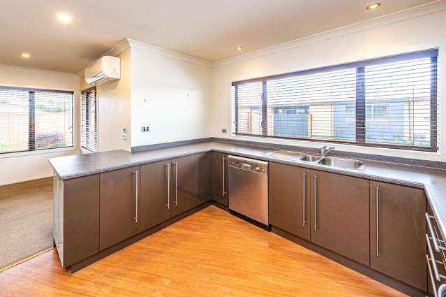 1 Gilligan Close College Estate_4