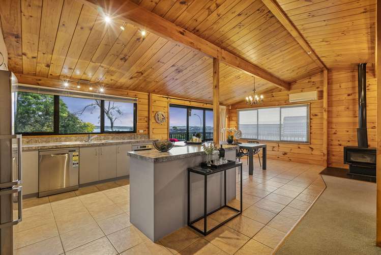 31 Sunningdale Street Wattle Downs_5