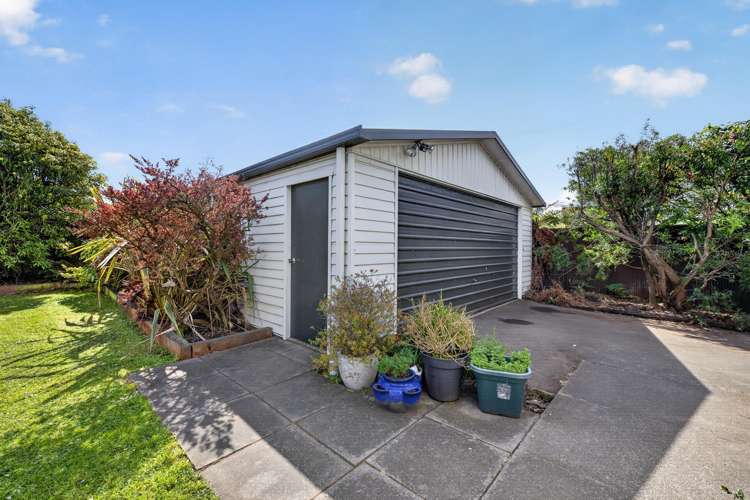 23 Frankleigh Street Somerfield_18