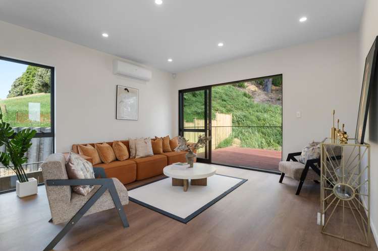 244E West Hoe Heights Orewa_4