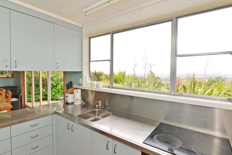 3 Park Road Titirangi_5