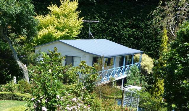 2 Bedroom Cottage fully furnished ready to move in