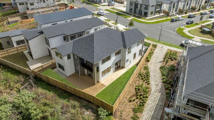 64 Koromeke Street Flat Bush_13