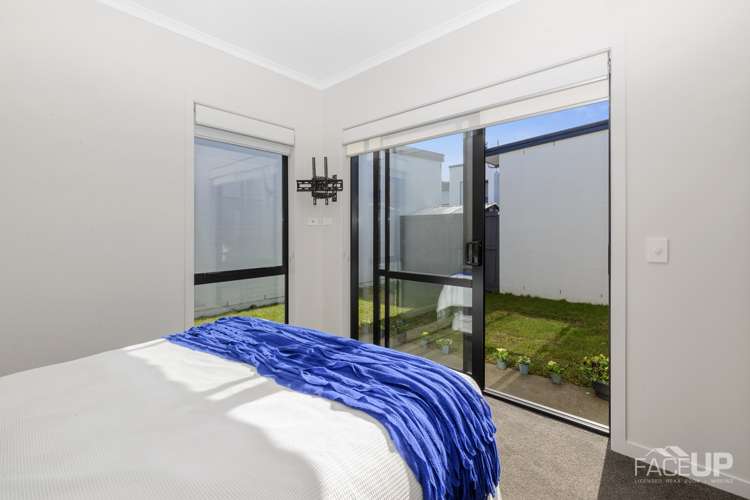 8 Grey Warbler Road Hobsonville_17