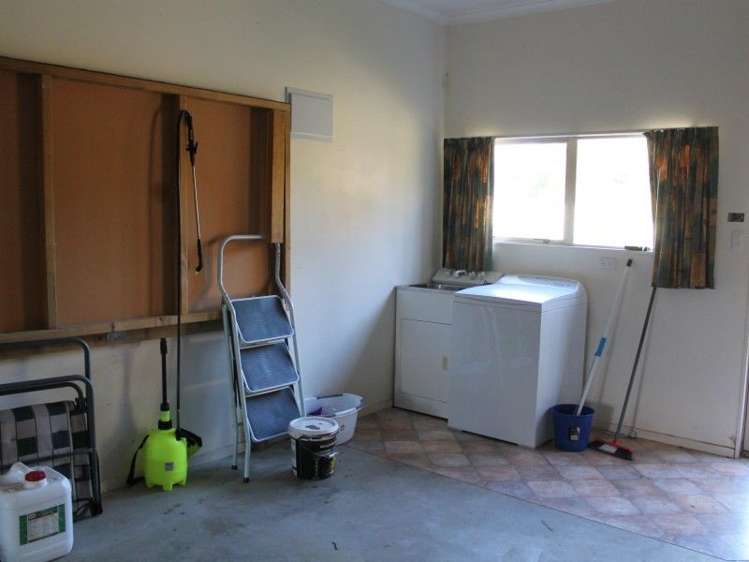 28 Hinemoa Terrace Tairua_14