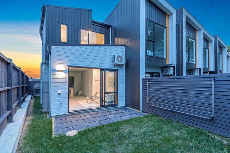 7/9 Peace Avenue Mount Wellington_26