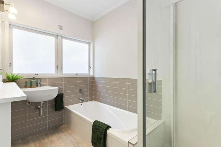 97 Beauchamp Street Karori_13