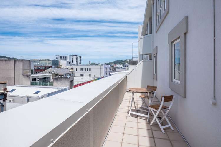 24/32 Cuba Street Te Aro_8