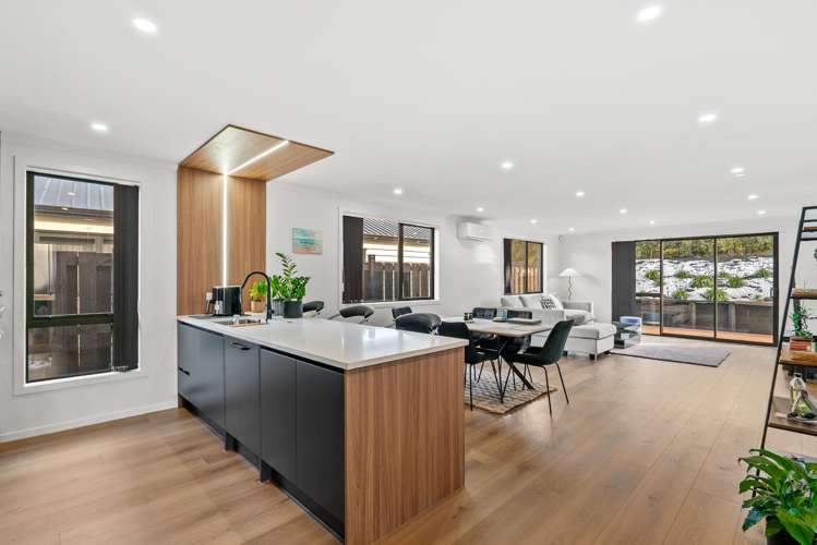 15 Pourewa Street_0