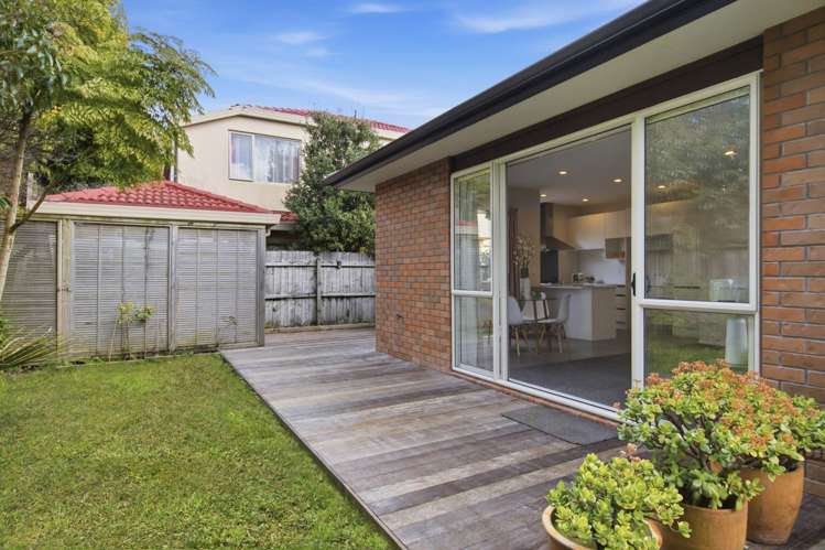24 Hardley Avenue_2