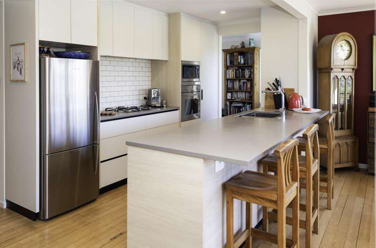 17 Beach Road Mellons Bay_3