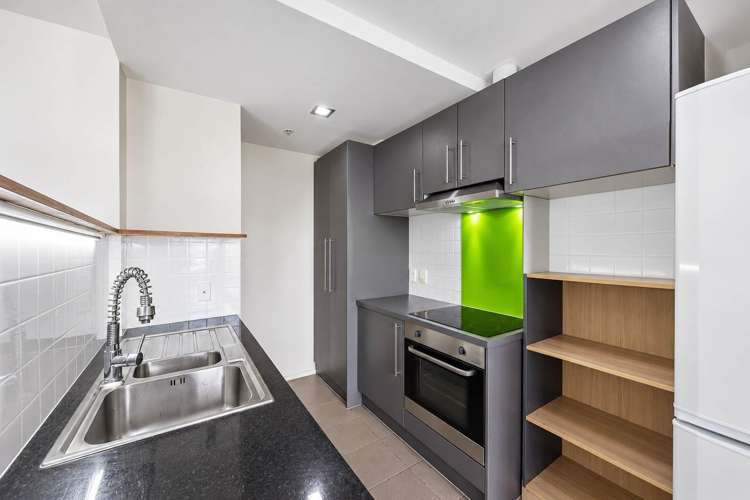 6B/52 Liverpool Street_4