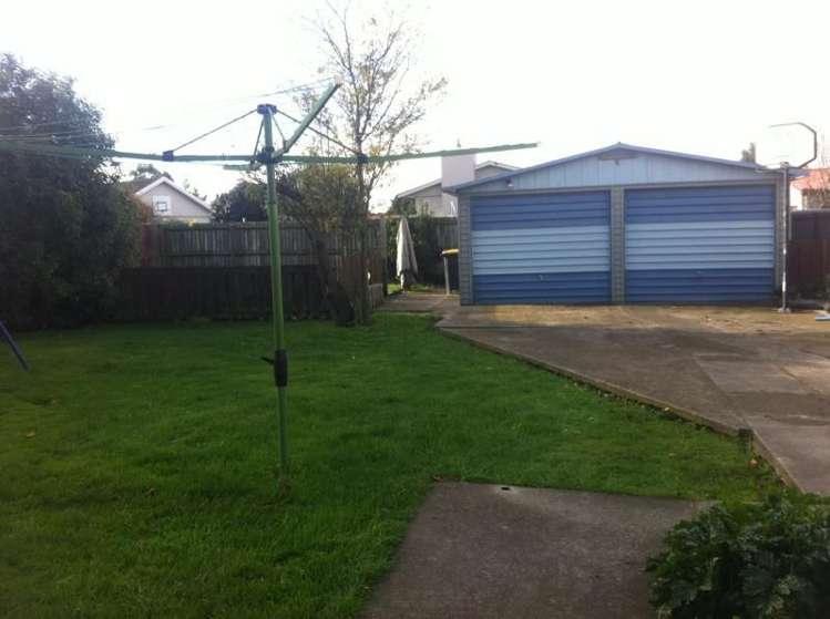 75 Neill Street Hornby_8