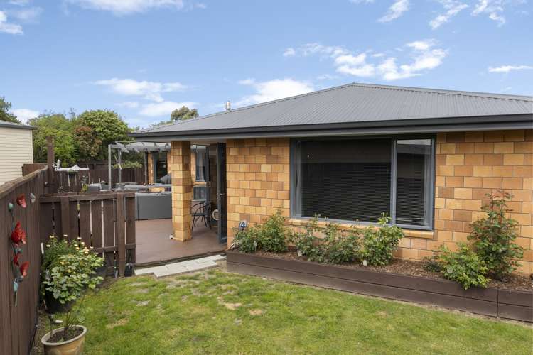 17 Vorbach Place Renwick_22