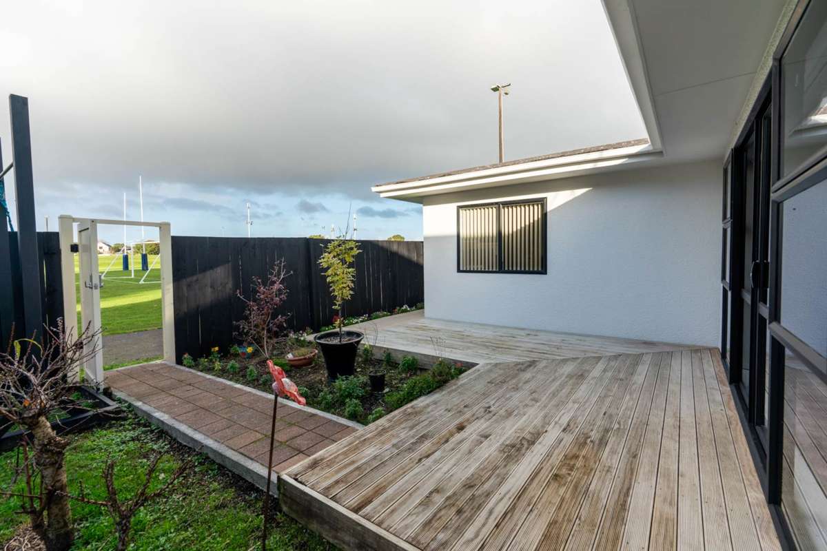 4/53A Abbotts Way_1