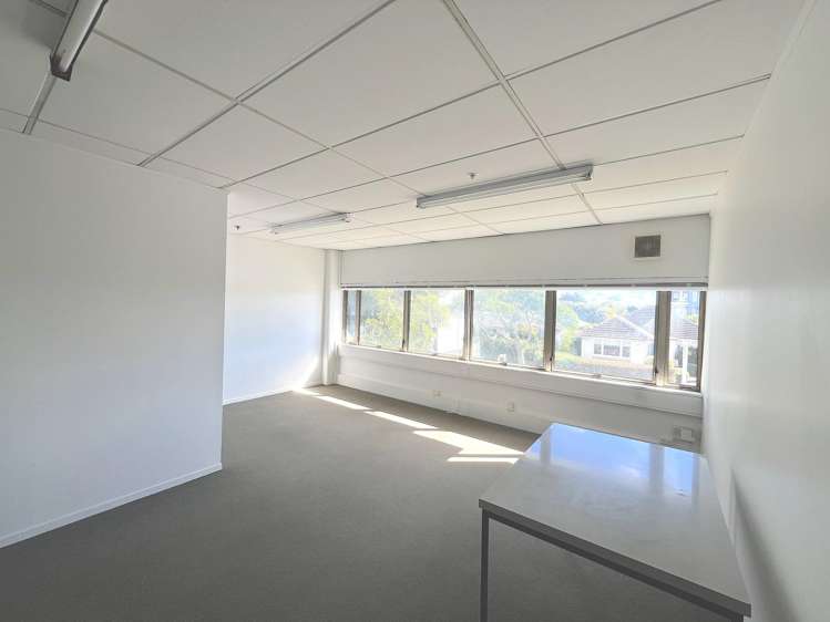 1A/15 Auburn Street Takapuna_2