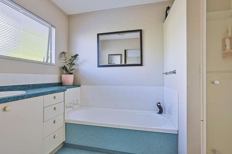 102 Church Road Taradale_12