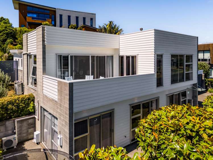 16 Links Drive Waiwhakaiho_33