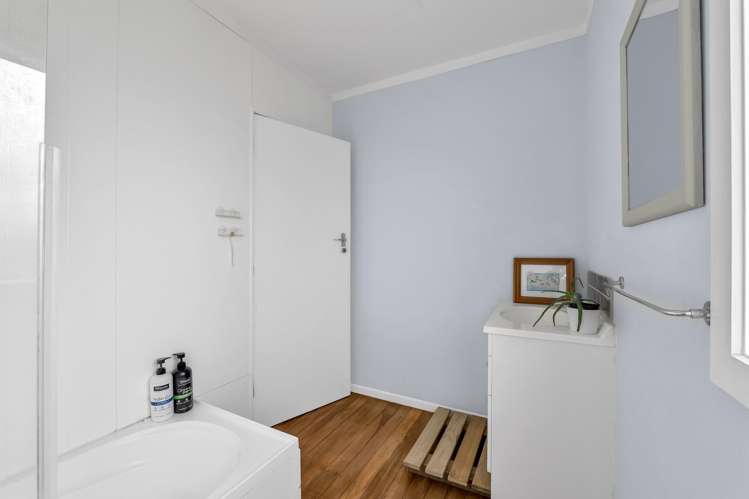 2 Bone Crescent Hawera_10