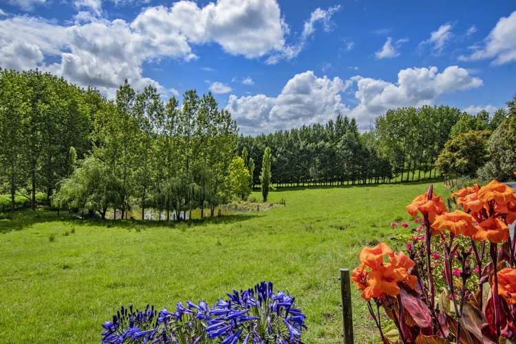 27 Petley Road Paparoa_14